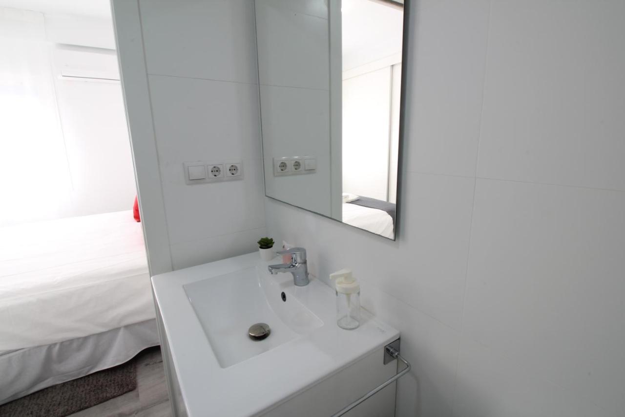 Rincón de la Victoria Del Parque Flats Candelaria Sea View מראה חיצוני תמונה